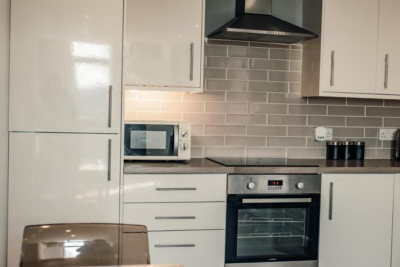 Dealhouse-Apartments 5 ハダーズフィールド エクステリア 写真