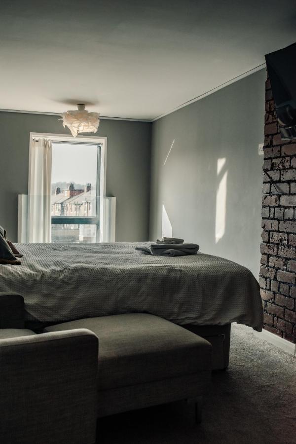 Dealhouse-Apartments 5 ハダーズフィールド エクステリア 写真