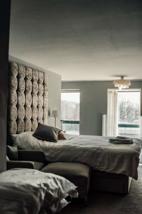 Dealhouse-Apartments 5 ハダーズフィールド エクステリア 写真